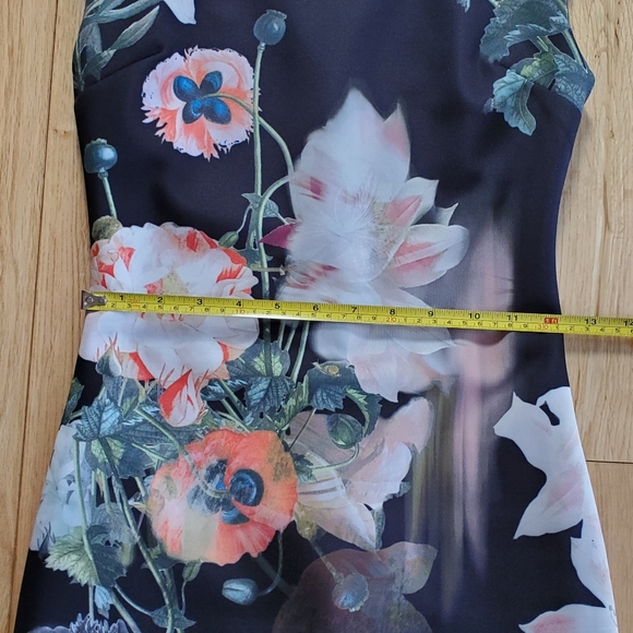 Ted Baker Opulent Bloom Fitted Midi Dress, size Ted 1 (US4) - Picture 8 of 11